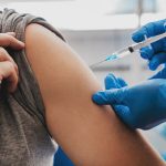 Україна відкриває вакцинацію проти COVID-19 для всіх охочих